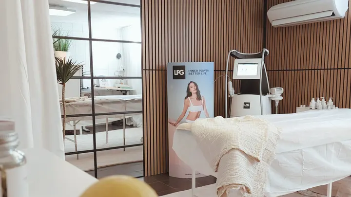 Elin's Well for U — boxing-studio i Stavre, Trollhättan