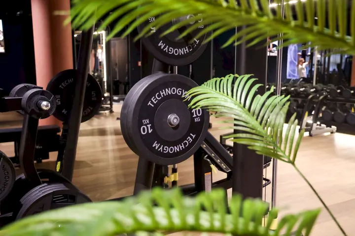 V Palace Health and Fitness — Sportschool in Noordwijk aan Zee, Noordwijk