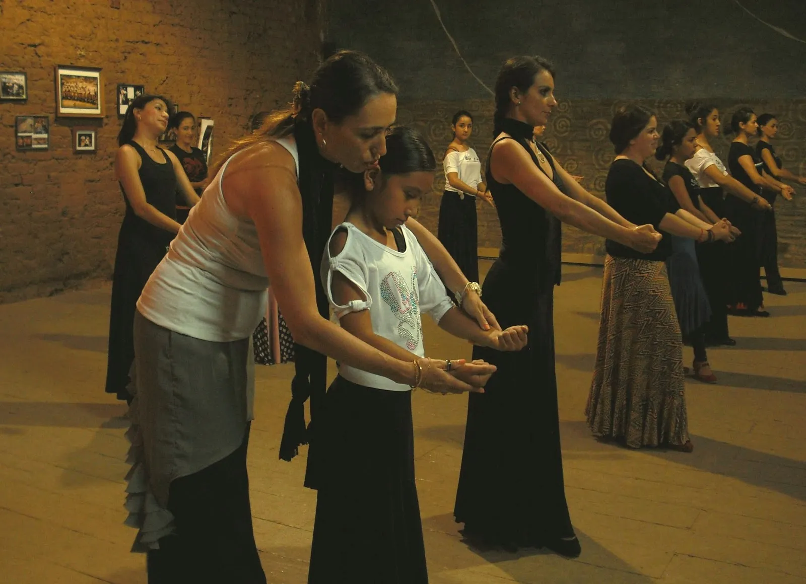 Ballet Flamenco de María Carrasco — baile-studio en Cortes, Madrid — 2