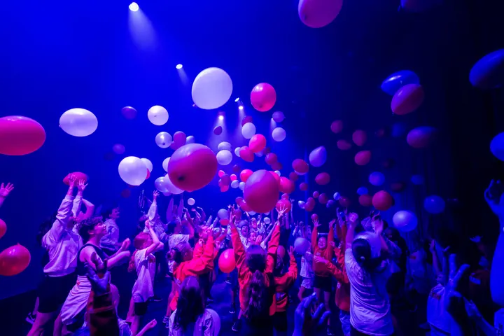 We Entertain — dans-studio in Bedrijventerrein, Heerhugowaard — 3