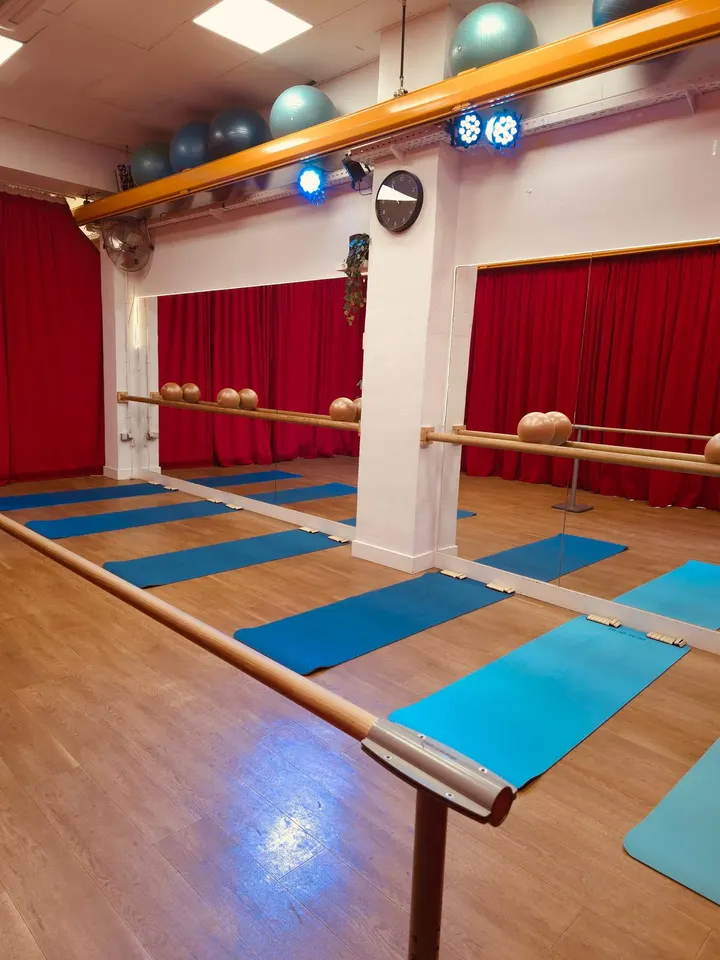 Barre Center Madrid — barre-studio en Ciudad Lineal, Madrid — 2