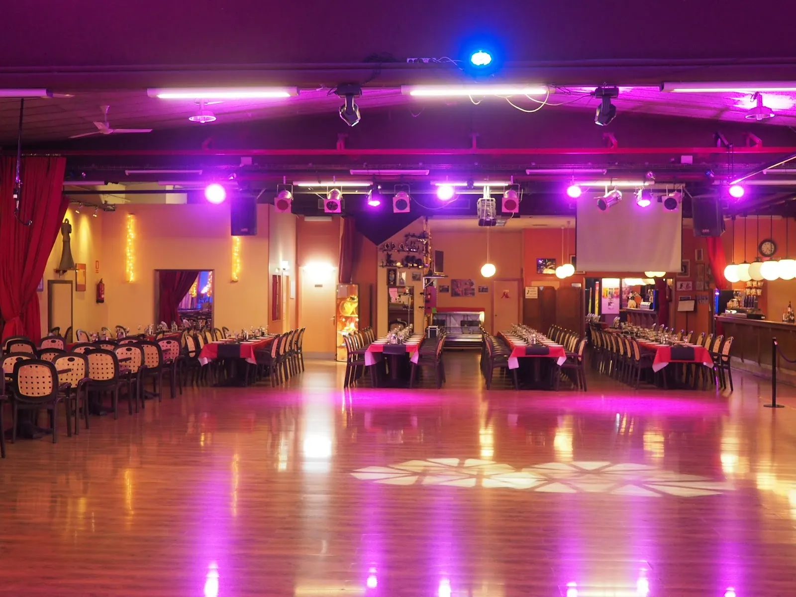 Ball Vallès — baile-studio en Terrassa — 2