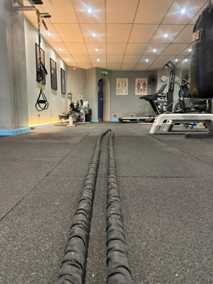 SW20 Training Zone — fitness studio in Raynes Park, London — 2