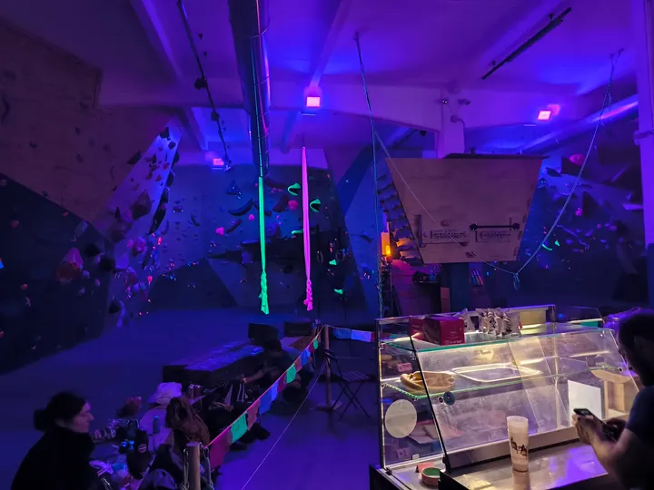 Presa B+ — arrampicata-studio a Bolognina, Bologna — 2