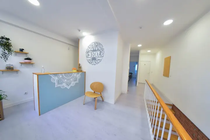 FROA - Estilo de Vida — yoga-studio em Santa Isabel, Lisboa — 2