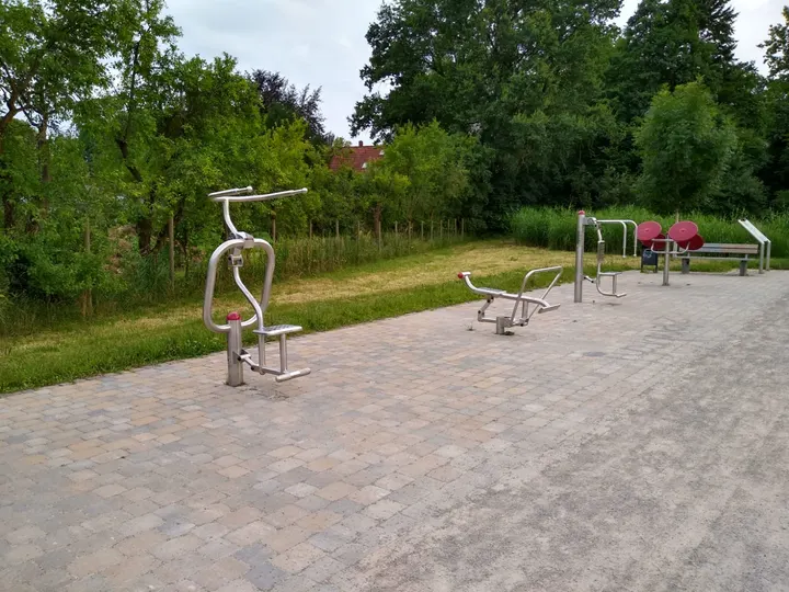 Bürger Fitness in der Krullsbachaue — fitnessstudio in Isselhorst, Gütersloh — 2