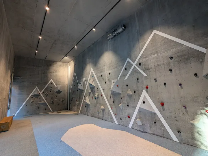 Bellakvarter Boulder — Klatring i Ørestad, København