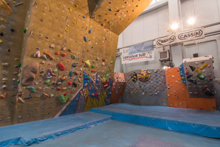 ASA Climbing | — arrampicata-studio a San Gerardo, Monza — 3