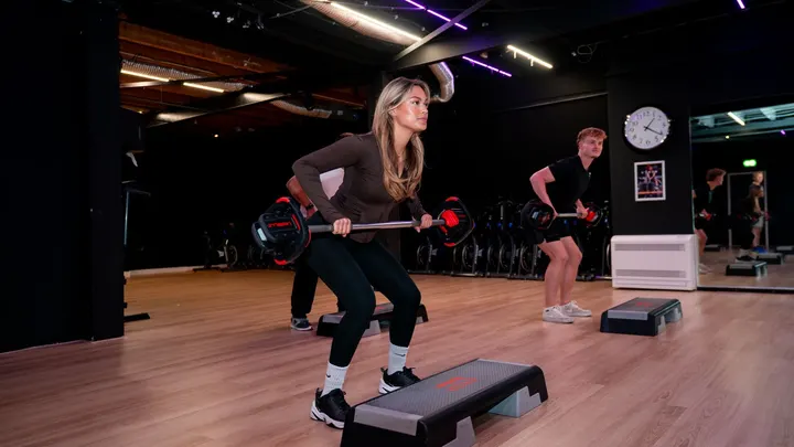 Bezemer Fitness Alphen aan den Rijn — Sportschool in Nieuwe Sloot, Alphen aan den Rijn