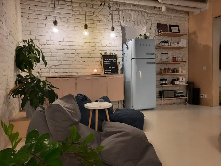 Float Kallio — palautuminen-studio – Helsinki — 4