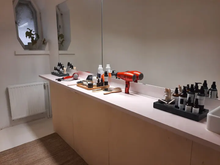 Float Kallio — palautuminen-studio – Helsinki — 5