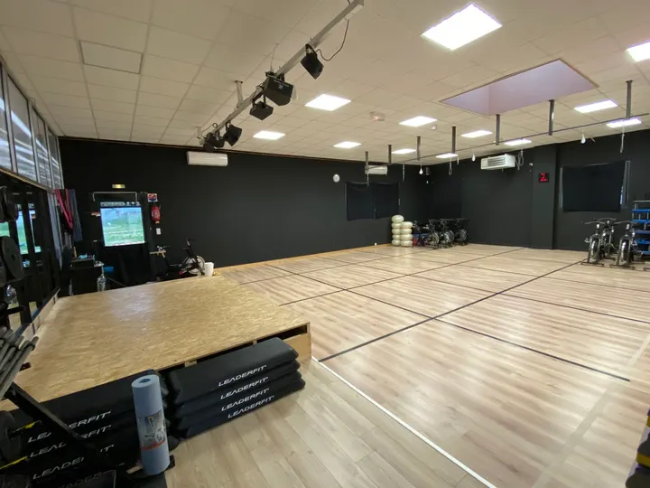 Bodygym — salle de fitness-studio à Hameau du Huchey, Genlis — 2