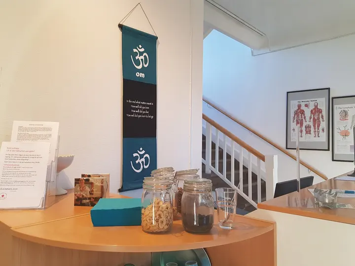 Helhetens Hus AB — Yoga i Tullen, Borås