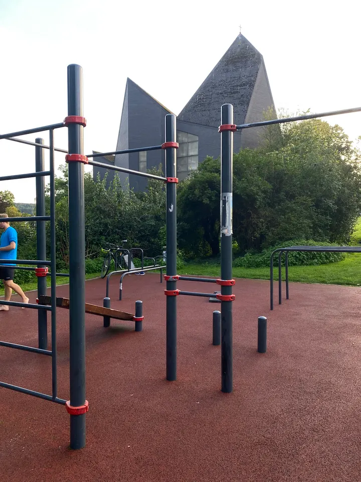 Calisthenics Park St. Hubertus — Bootcamp in Aachen-Mitte, Aachen