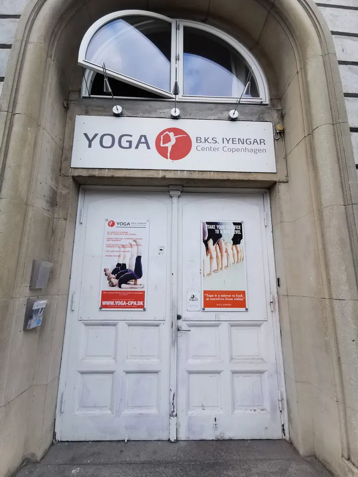 Jin Shin Jyutsu & Iyengar yoga — Yoga i Indre By, København Ø