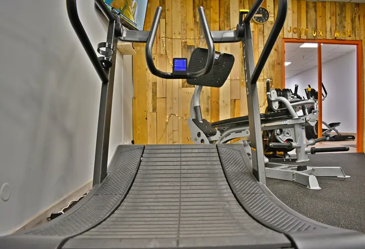 La Salle — Salle de fitness à Aux Capucins, Gimont