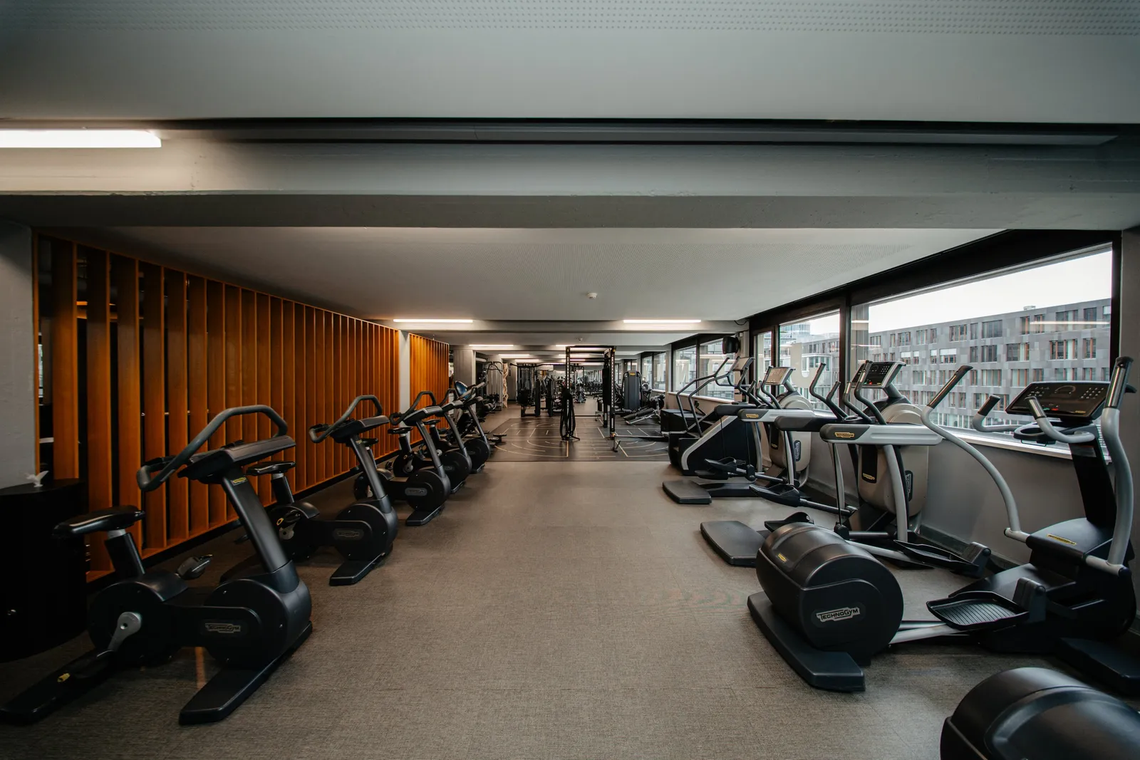 Jonny M. Club Königstraße — träningsstudio i Stuttgart — 4