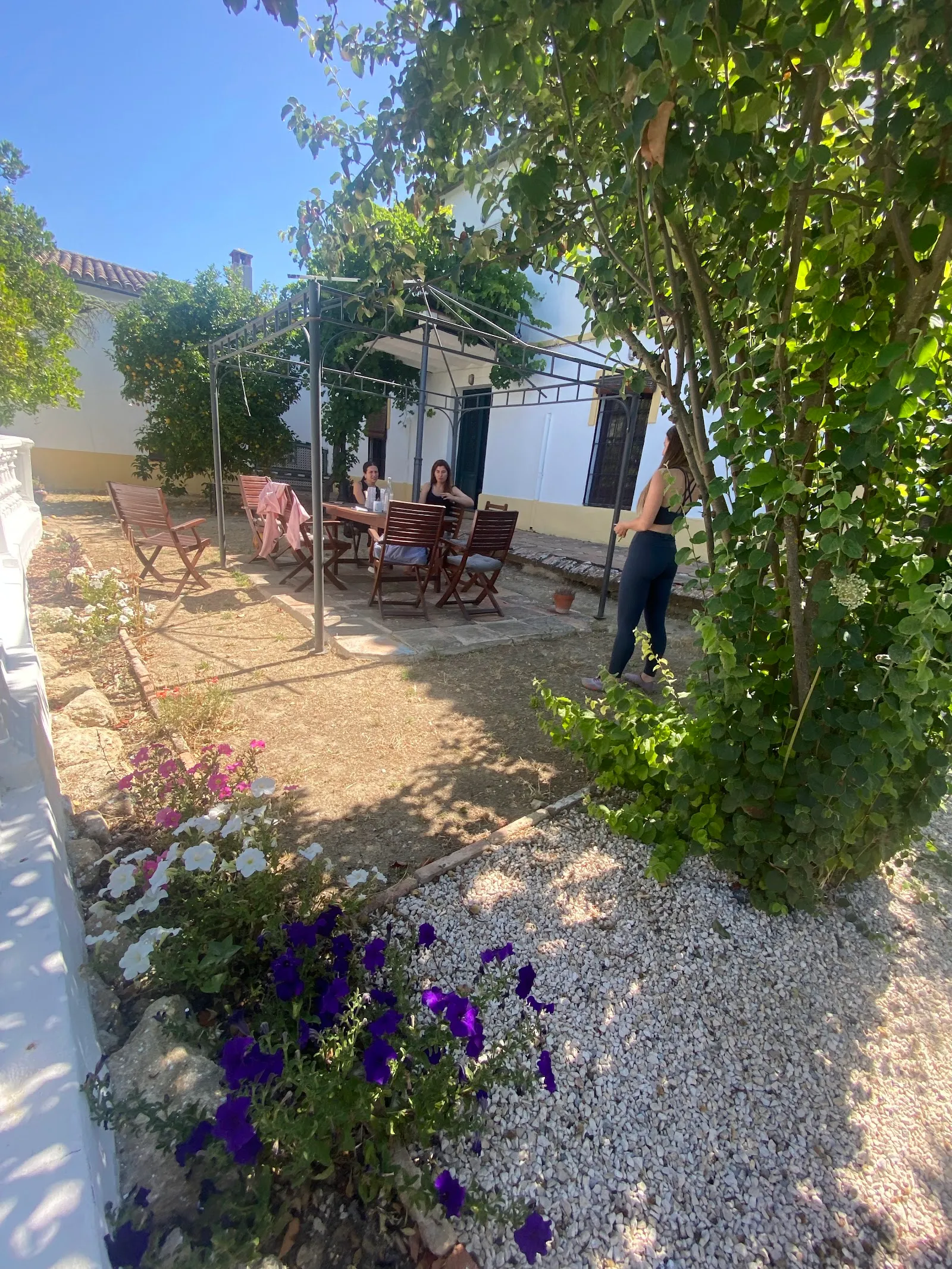 Retiros De Meditacion Yoga Y Masaje — yoga-studio en Ronda — 3