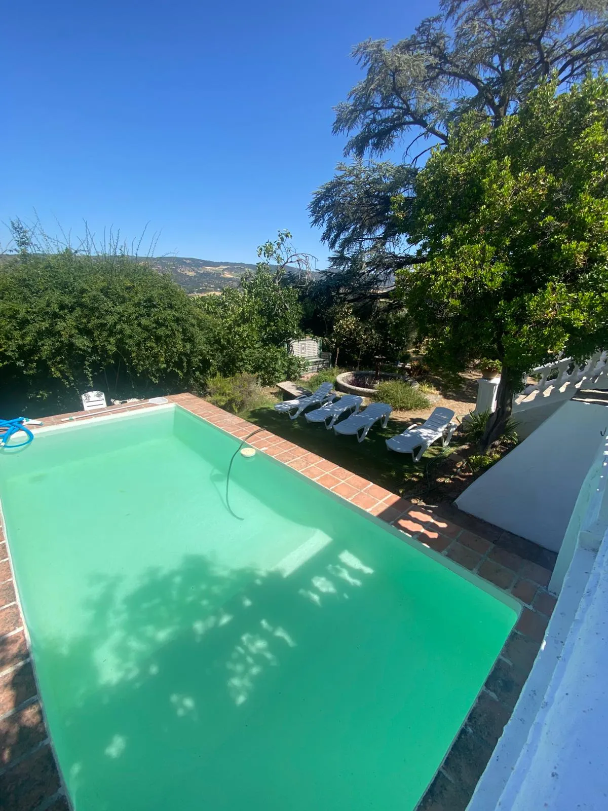 Retiros De Meditacion Yoga Y Masaje — yoga-studio en Ronda — 3