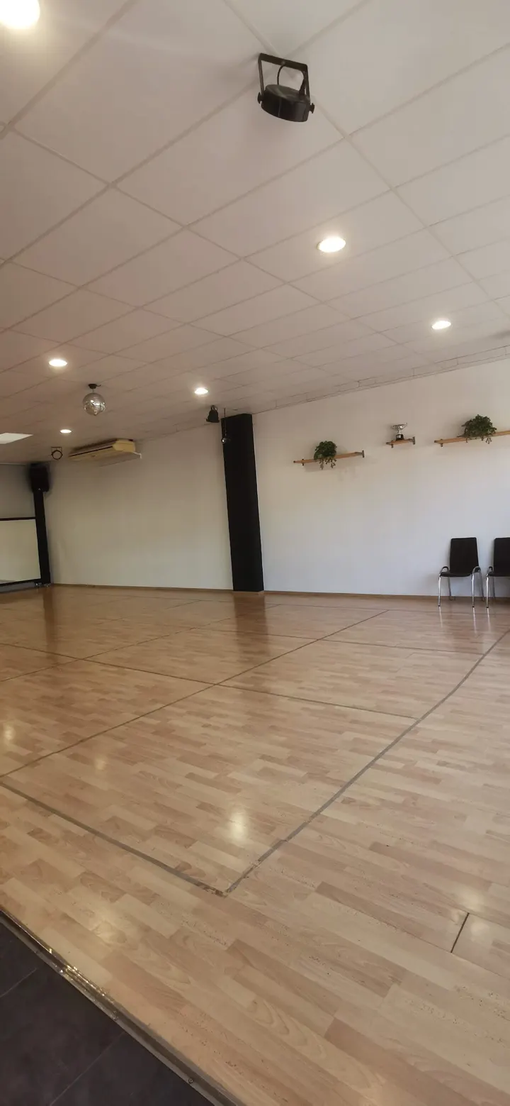 Escola De Ball Chango — baile-studio en Cabrera de Mar — 2