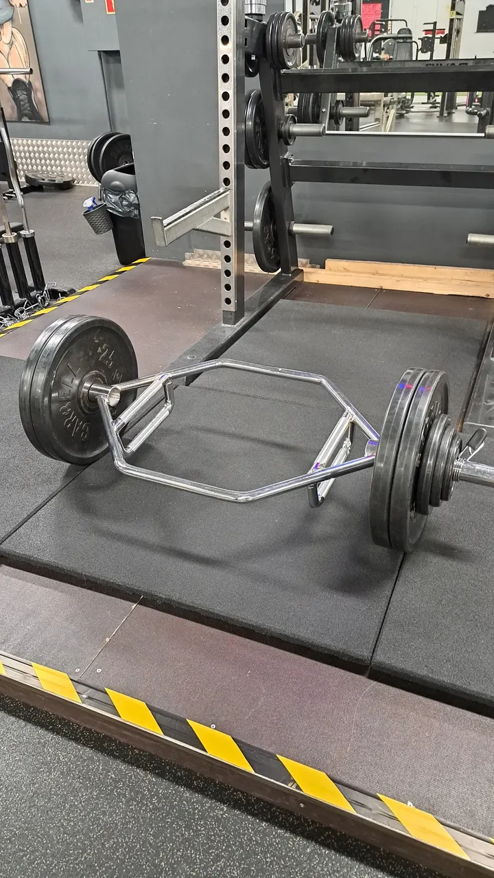 Bodytec 3 — fitnessstudio – Matsomppi, KAUHAVA — 2