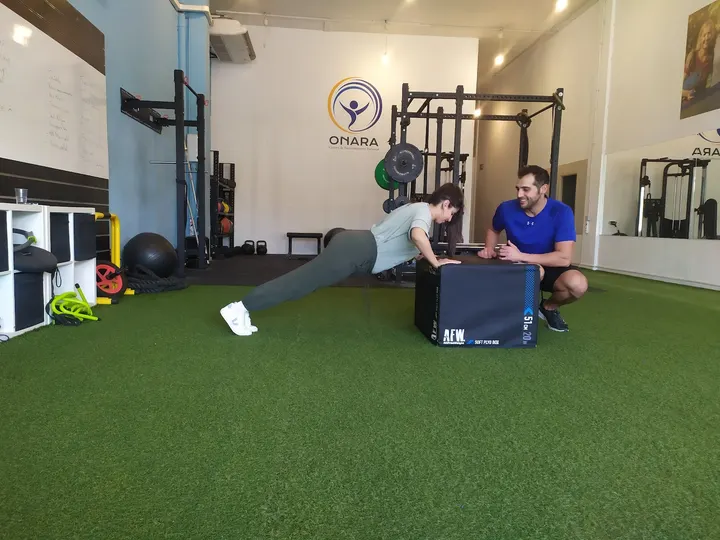 ONARA — entrenamiento personal-studio en Carretera de Cádiz, Málaga — 2