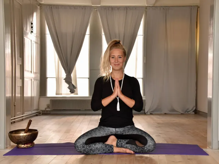 Line Fricke Yoga — Yoga i Skallebæk, Ribe