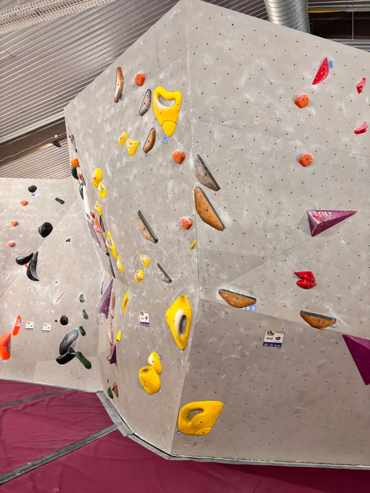einstein Boulderhalle Duisburg — bouldern-studio in Neuenkamp, Duisburg — 3