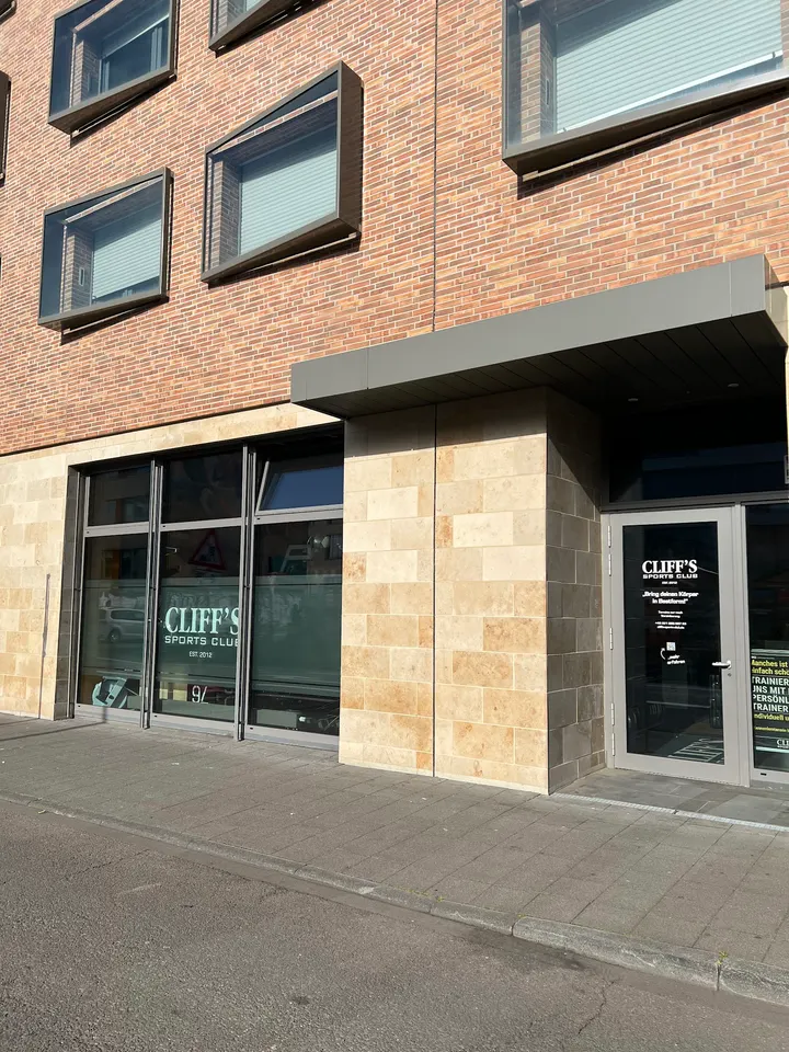 Cliff's Sports Club — pt-studio in Köln — 3