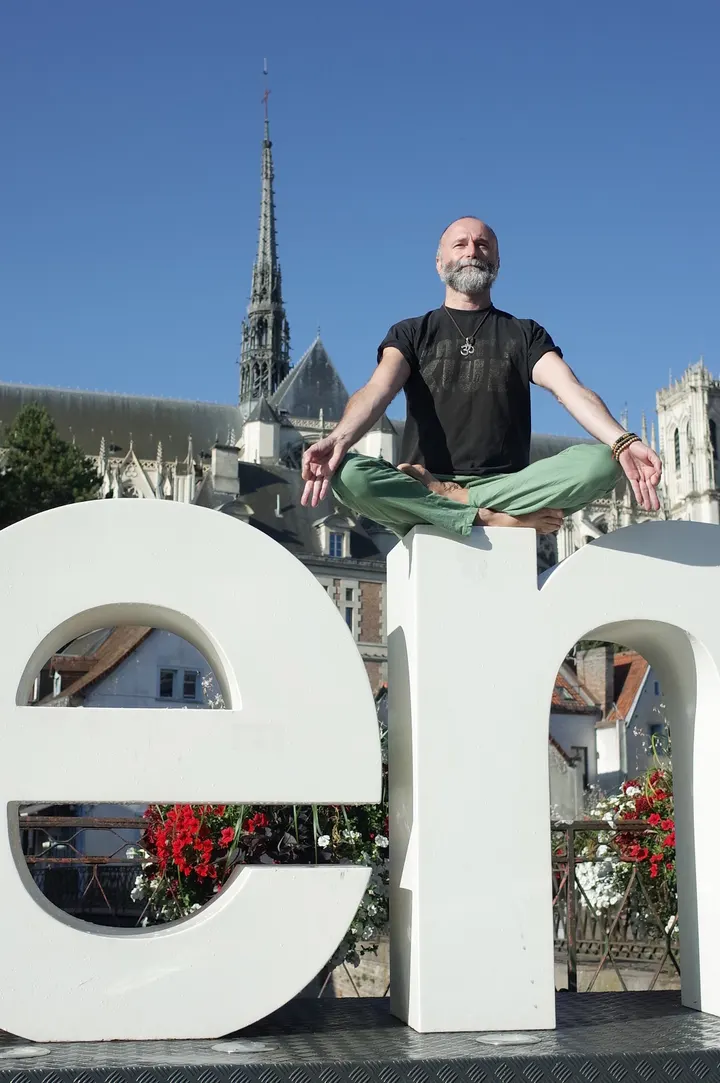 Laurent Tillot — Yoga à Amiens