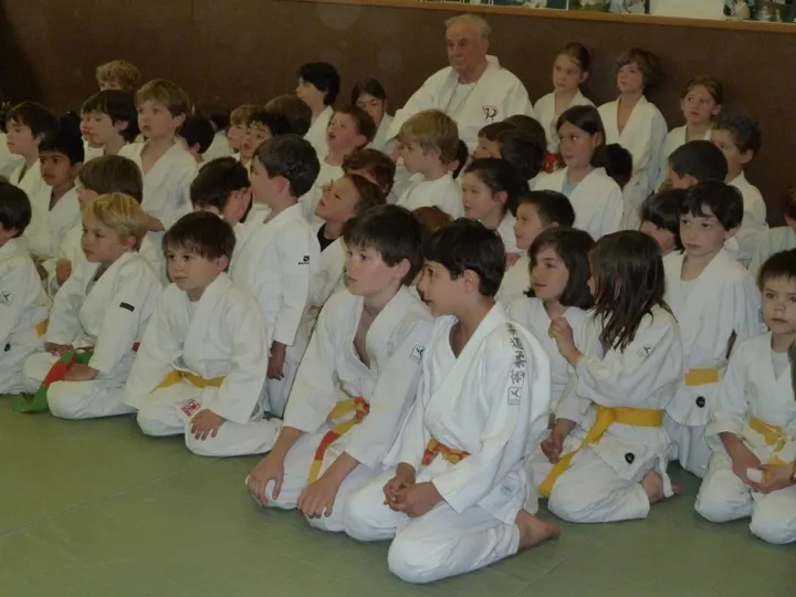 Cercle Sportif Roger ARBUS 98 Bd des Batignolles — arts martiaux-studio à Paris — 4