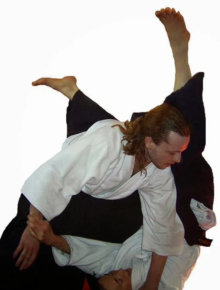 Aikidoseura Porvoo Aikikai ry — kamppailulajit-studio – Näsi, Porvoo — 2