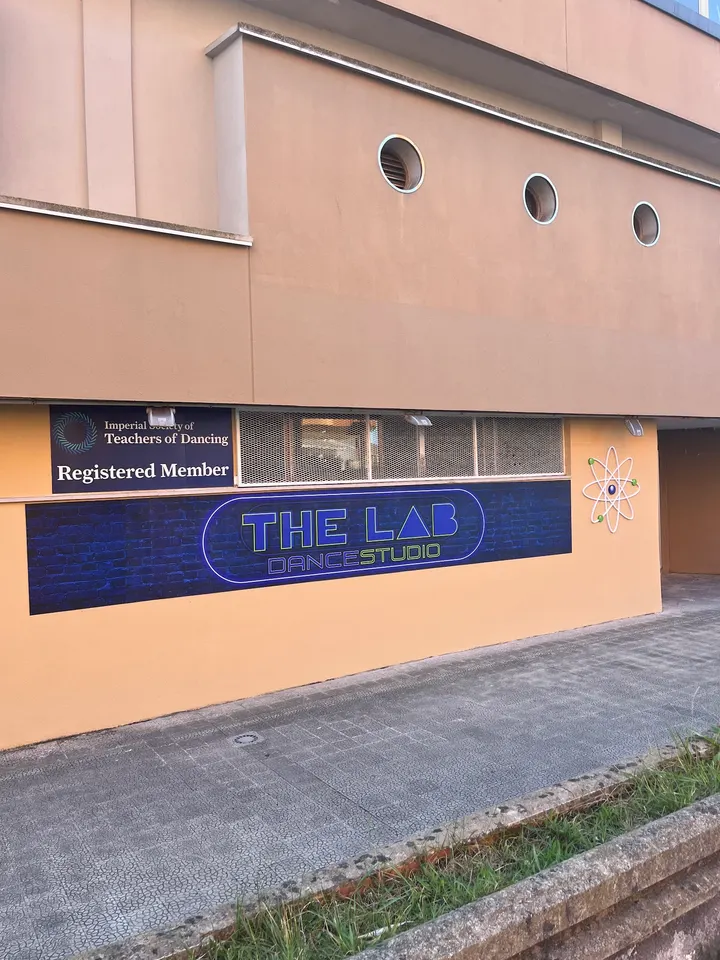 The LAb Dance Studio — Baile en Tetuán, Santander