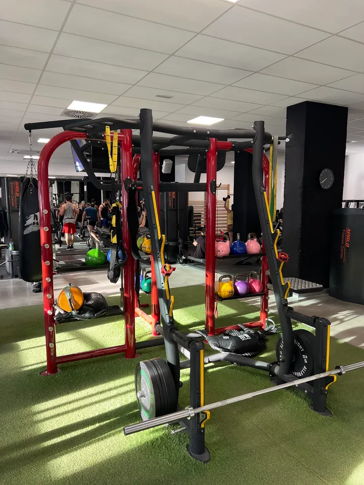 Apolo Stark Fitness Center — Estudio de fitness en Salto del Agua, Marbella