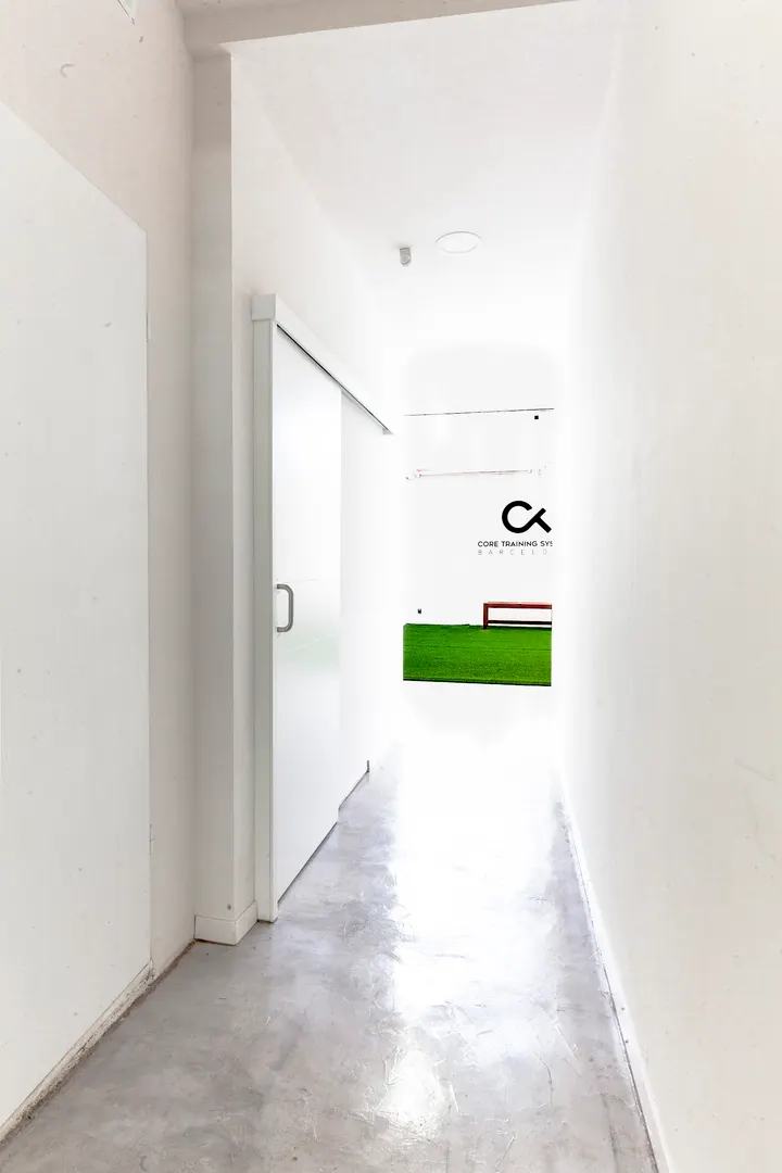Core Training System — entrenamiento funcional-studio en Sant Martí, Barcelona — 3