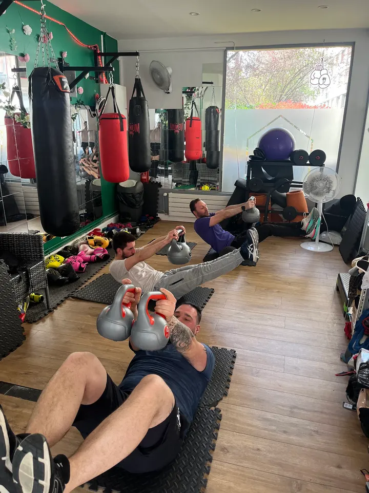 Club de sport & boxe - Privé ou petit groupe Workout With Dan — boxe-studio à Point du Jour, Boulogne-Billancourt — 3