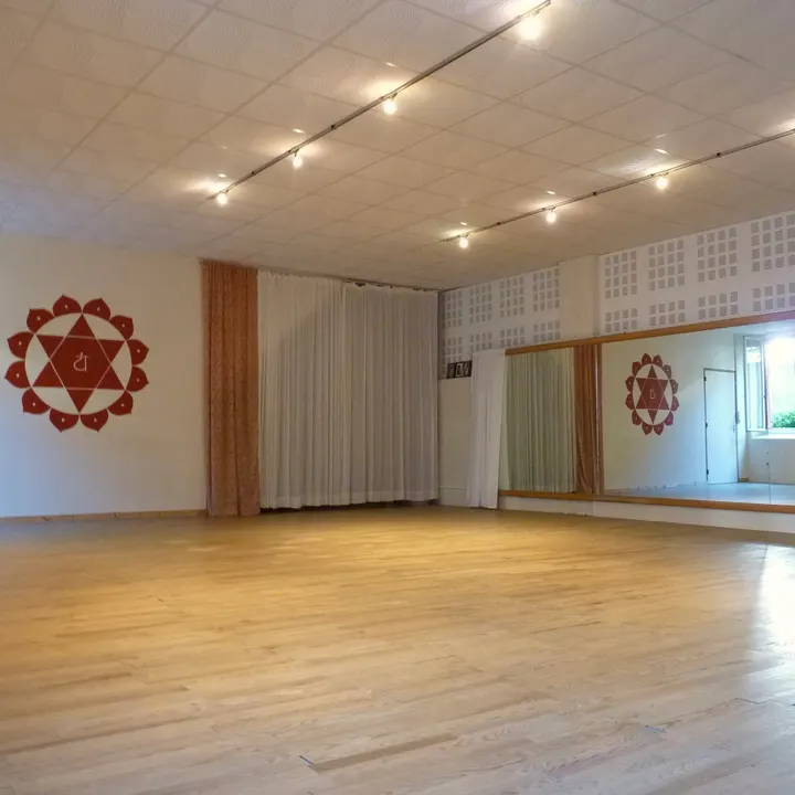 Art du Yoga et Ayurveda — yoga-studio à Fontaine Argent, Besançon — 2