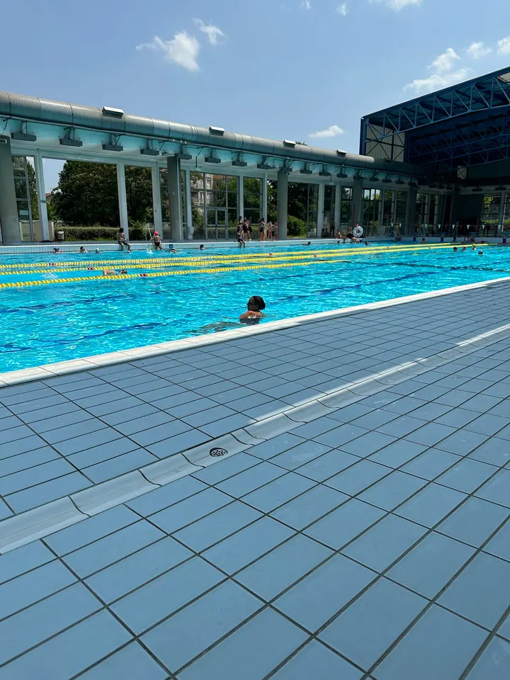 Piscine Jean Mermoz — studio à Lyon — 4