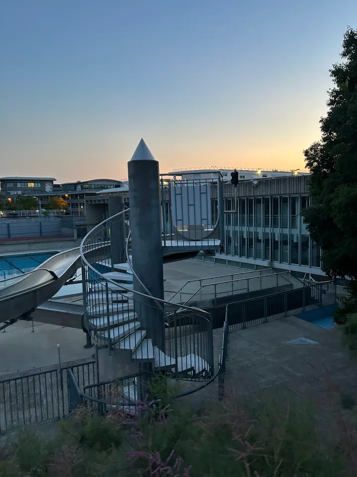 Piscine Jean Mermoz — studio à Lyon — 5