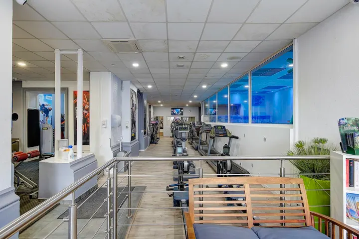 Centre Halles Gym — salle de fitness-studio à Tours — 4