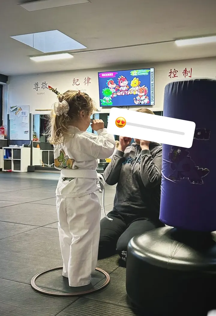 Sportakademie Richter Kamp-Lintfort - Kampfsport, Kampfkunst, Kickboxen, Kung-Fu, Karate, MMA, Combat, Arnis — kampfsport-studio in Kamp-Lintfort — 5