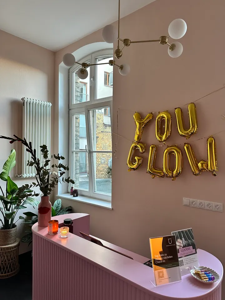 YOU GLOW Womanhood Mitte — yoga-studio in Berlin — 4