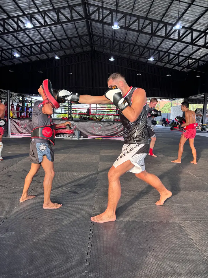 Fearlessgym Frankfurt — Krafttraining in Gallus, Frankfurt am Main