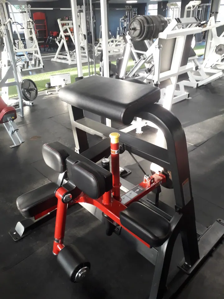 Hollinwood Muscle And Fitness With Hollinwood Nutrition — fitness studio in Oldham — 3