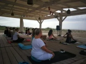 Yoga con Bachan Profesor de yoga y meditación en Castelldefels — yoga-studio i Can Roca, Castelldefels — bild 2