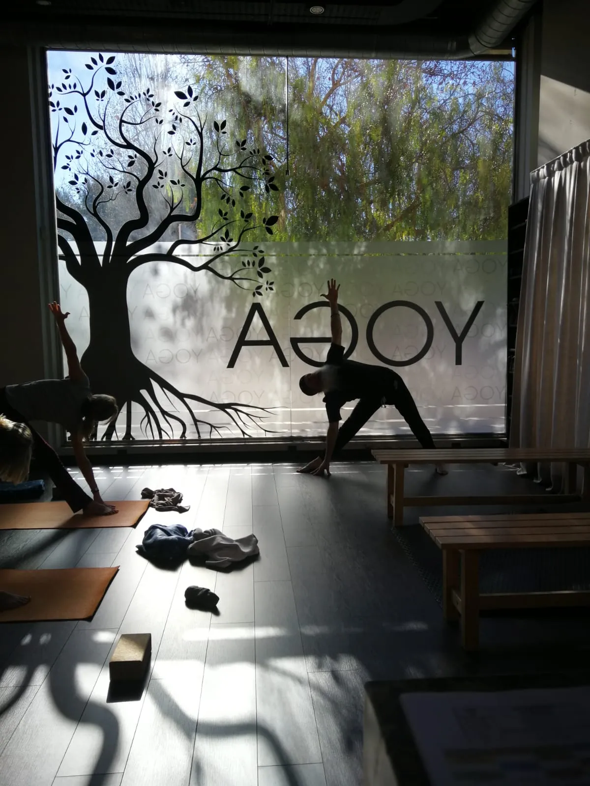 Yoga con Bachan Profesor de yoga y meditación en Castelldefels — yoga-studio en Castelldefels — 6