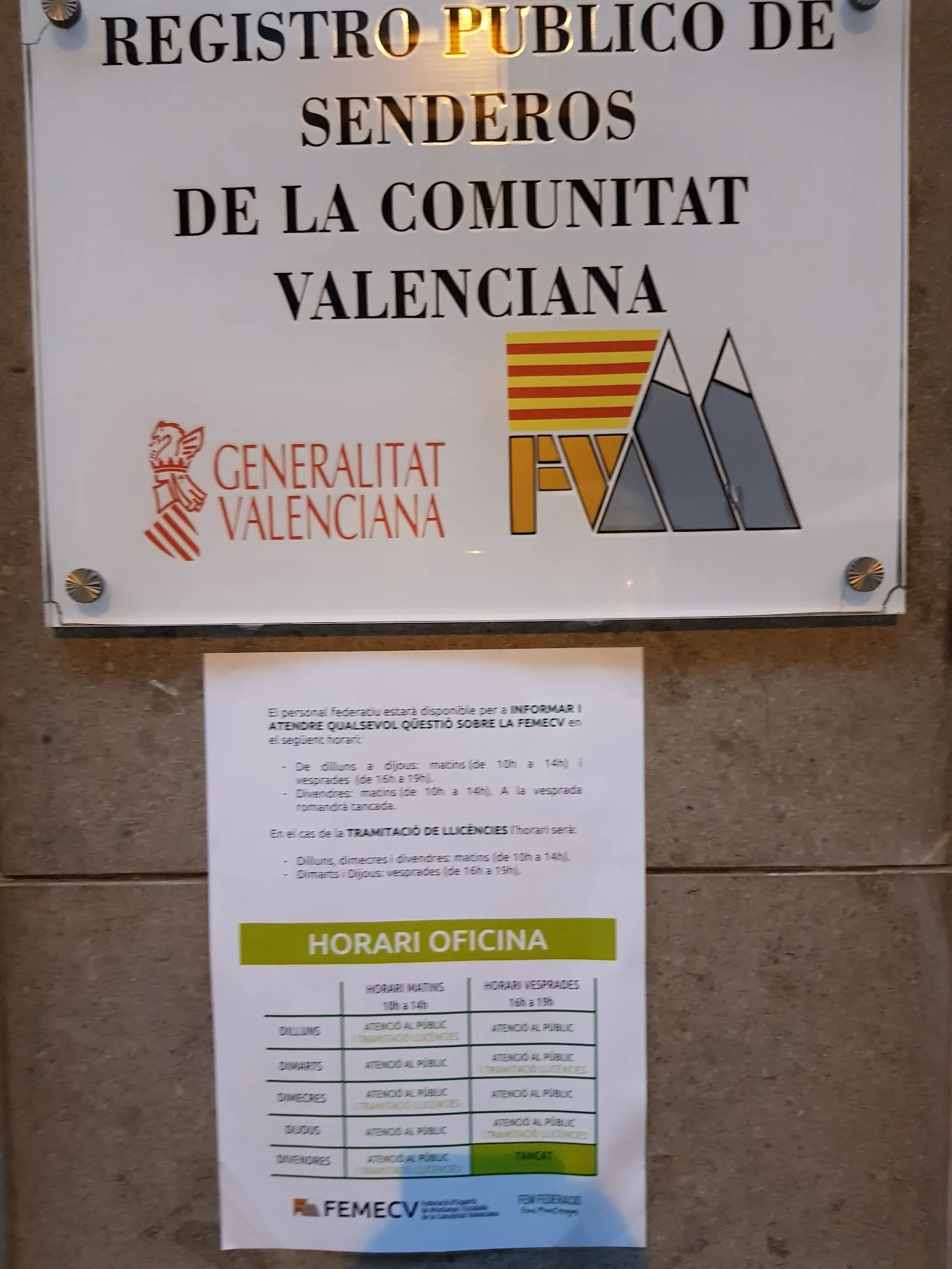 FEMECV Oficina Elche - Federación de Deportes de Montaña y Escalada de la Comunidad Valenciana — escalada-studio en Algorós, Elche — 2