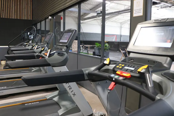 MOOVING ARENA — salle de fitness-studio au Versoud — 5