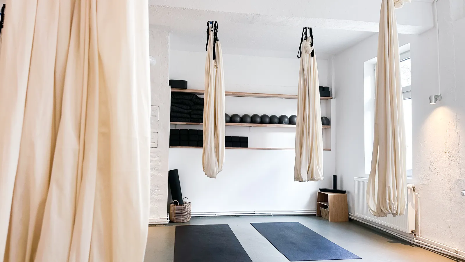 Flying Pilates - Specials — pilates-studio i Hamburg — 2