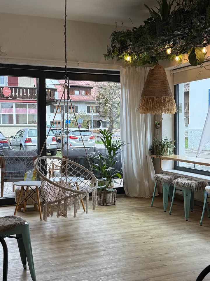 Mandala Café & Yoga — yoga-studio in Oberstdorf — 2